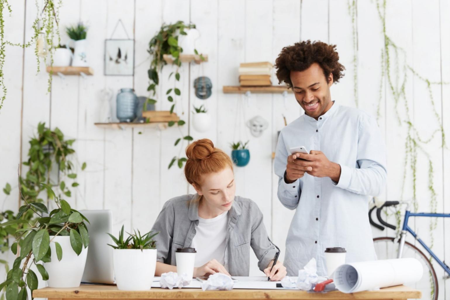 Análisis de tendencias financieras con gráficos y datos de mercado